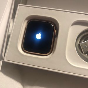 Apple Watch *PLEASE READ FULL DESCRIPTION*